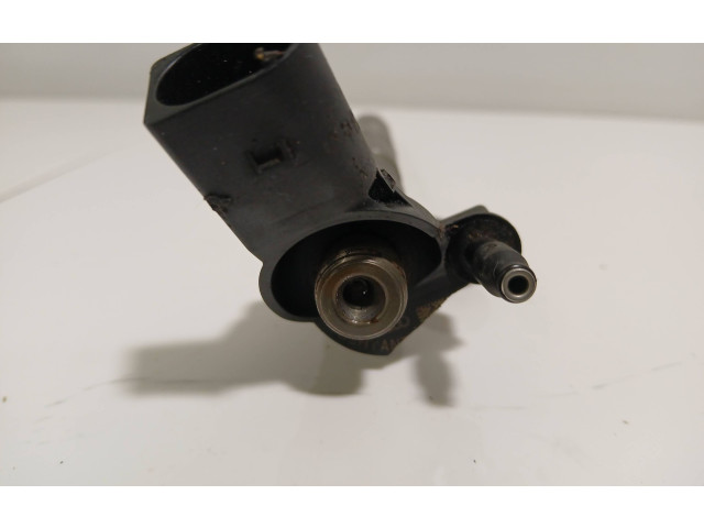 Vstřikovač 0445115039 Audi A8 S8 D3 4E