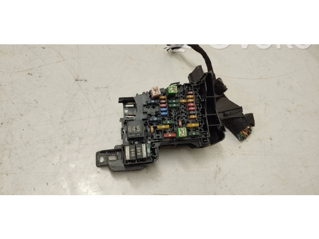 Pojistková skříňka 5q0937615c Audi A3 S3 8V 2014