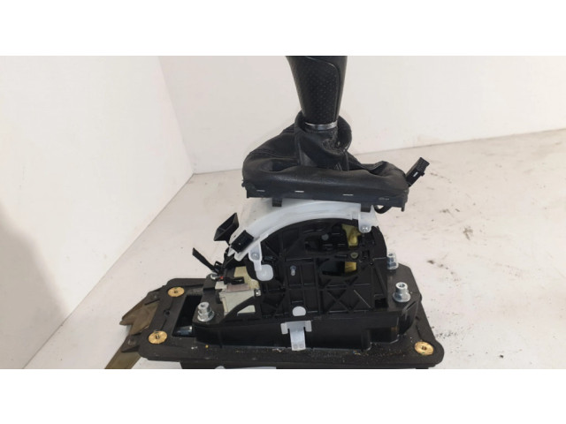 Механизм переключения передач (кулиса) (в салоне)