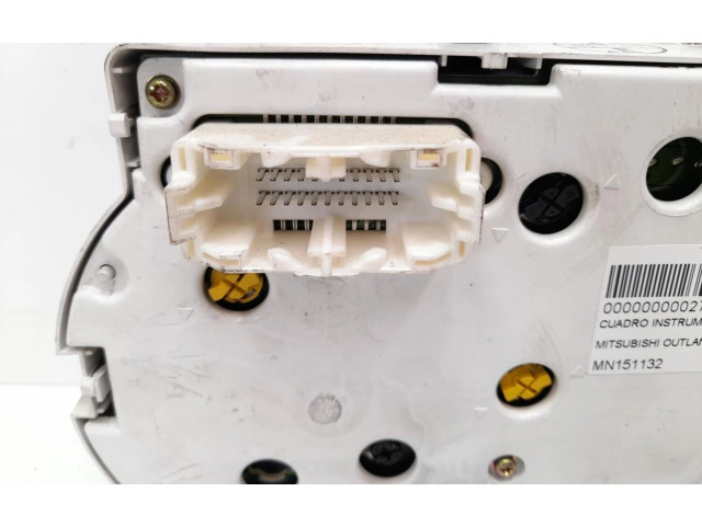 Поршень Спидометр (приборный щиток) MN151132 Mitsubishi Outlander