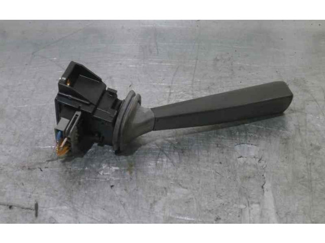 Ручка стеклоочистителей    Volvo S70  V70  V70 XC