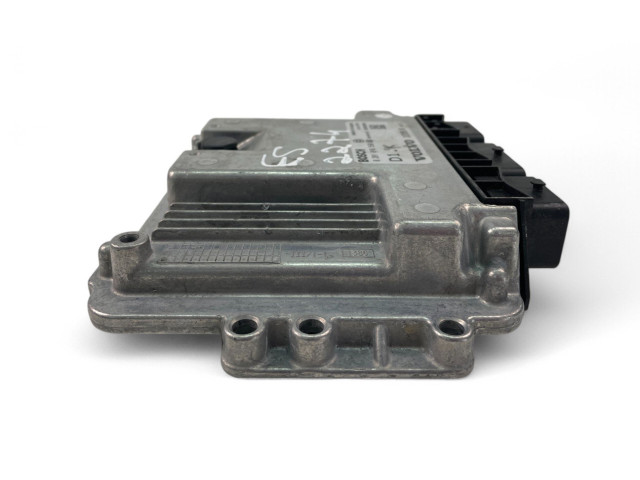 Блок управления двигателем Блок управления 31272996AB, 0281016590   Volvo C30