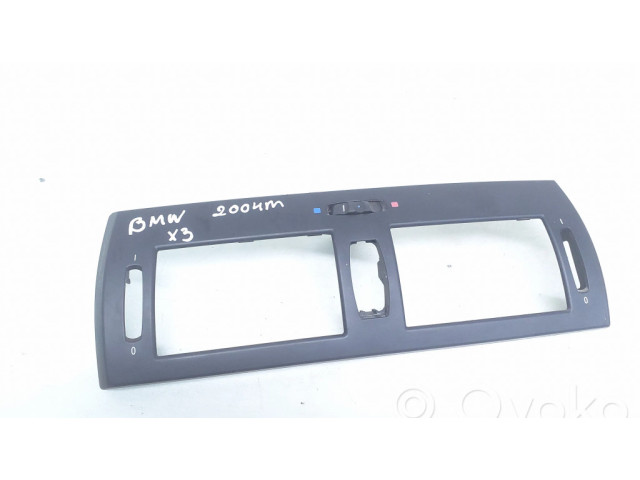 Другая деталь салона