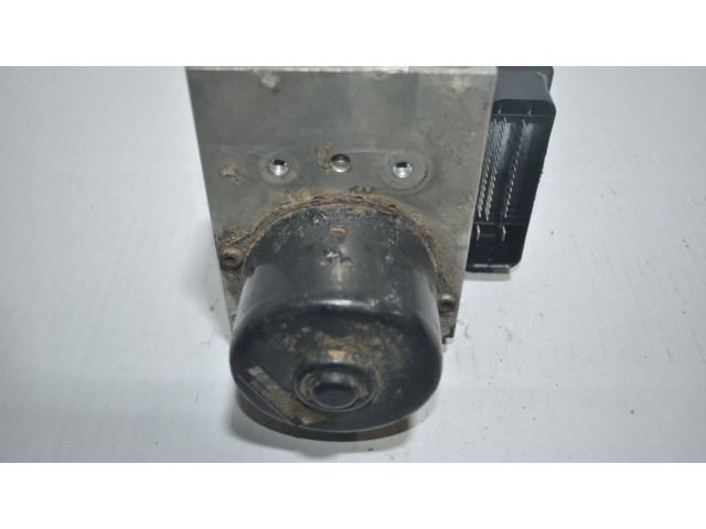 Блок АБС P08619975, 8619968 Volvo V70 2000 - 2004 года