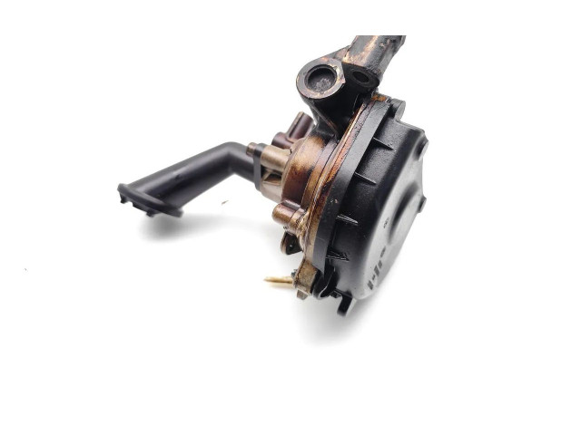 Масляный насос CBZA 03F115105D Skoda Fabia Mk2 (5J)