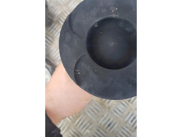 Píst Mercedes-Benz E W211