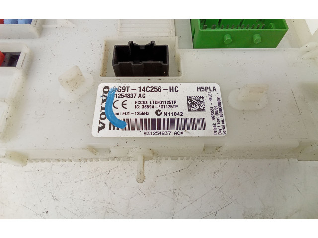 Блок предохранителей AG9T14C256HC, 1254837AC   Volvo XC60    