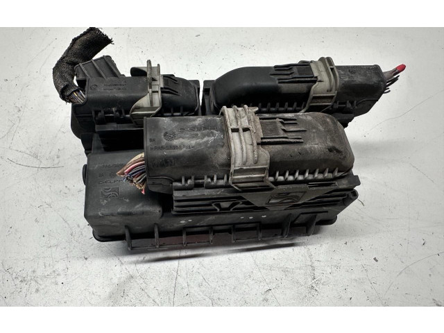 Блок предохранителей 51775622, 51775622 Fiat Grande Punto