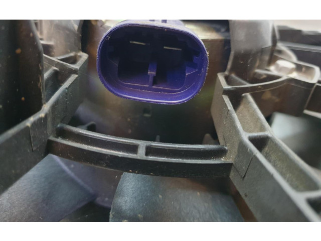 Вентилятор радиатора     214818009R    Renault Clio IV 