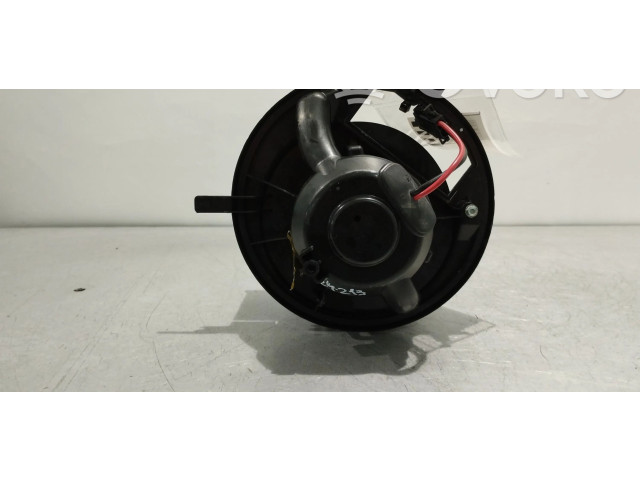 Вентилятор печки    1K1820015L, F998922Q   Volkswagen Caddy