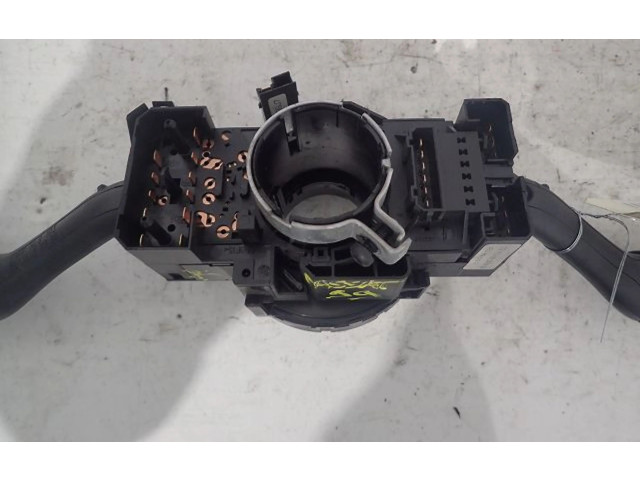 Ручка стеклоочистителей    Volkswagen PASSAT B4