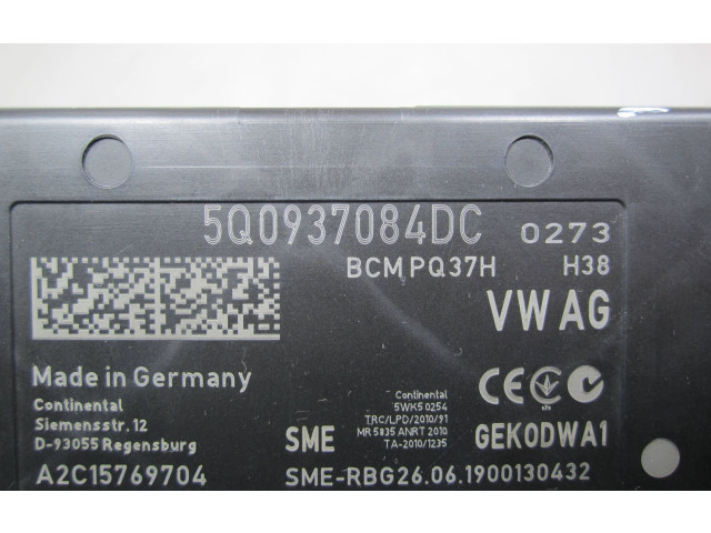 Комфортный модуль 5Q0937084DC, BCMPQ37H    Volkswagen Tiguan