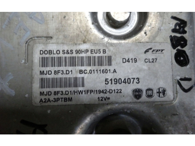 Блок управления двигателя 51904073   Opel Combo D