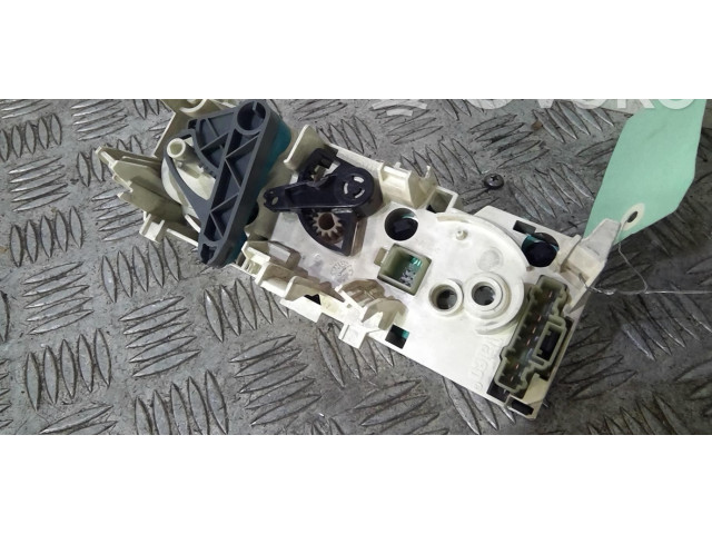 Блок управления климат-контролем 00006451NJ Citroen Berlingo