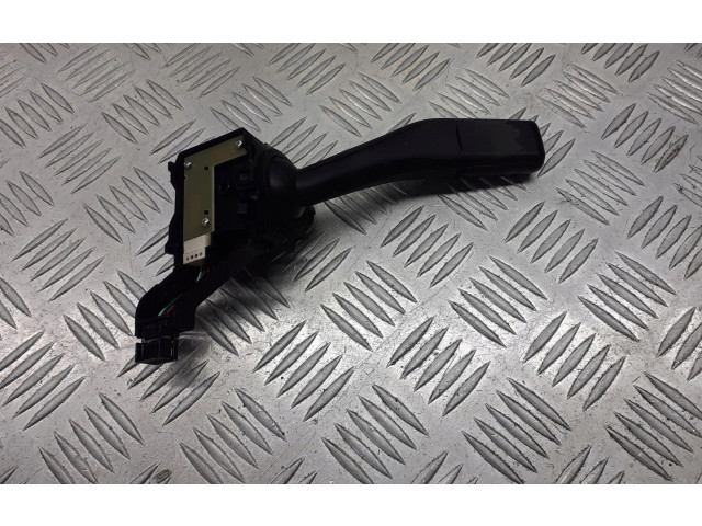 Руль Volkswagen Golf Plus 2005 - 2013 года 1K0953513