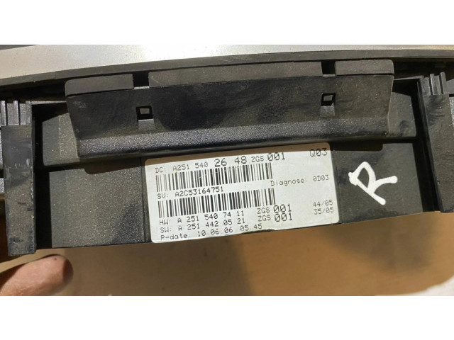 Přístrojová deska Mercedes-Benz R W251 2008 A2515402648, 2515402648