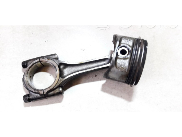 Поршень с шатуном a411b Skoda Fabia Mk1 (6Y)