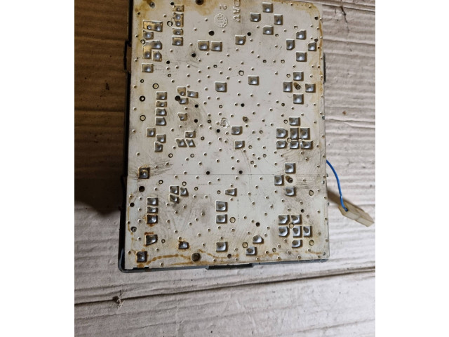 Pojistková skříňka 13NVVJ Renault Espace II 1995