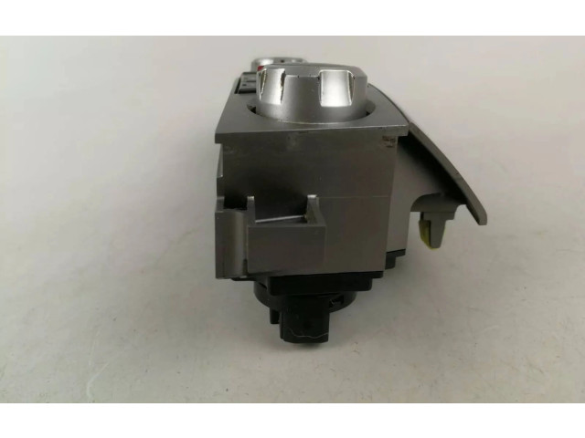 Блок управления климат-контролем 72311AJ08A   Subaru Outback