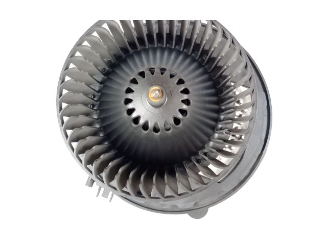 Вентилятор печки    5Q1819021B   Audi A3 S3 8V