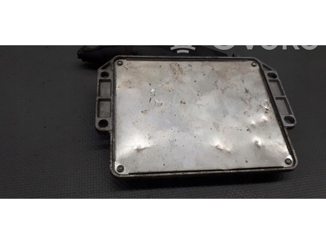 Блок управления двигателем Блок управления 7700105560   Renault Twingo I