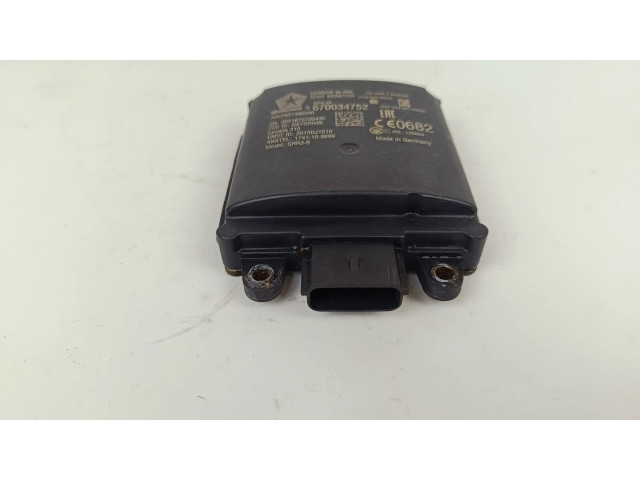 Датчик слепых зон 670034752, 1741158699 Maserati Levante