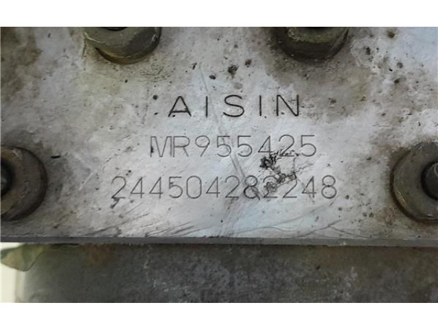 Интеркулер  MR955425   Mitsubishi Montero 