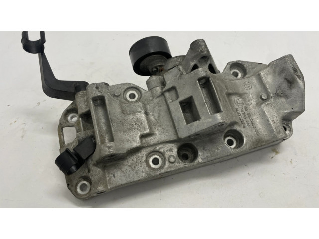 Кронштейн генератора