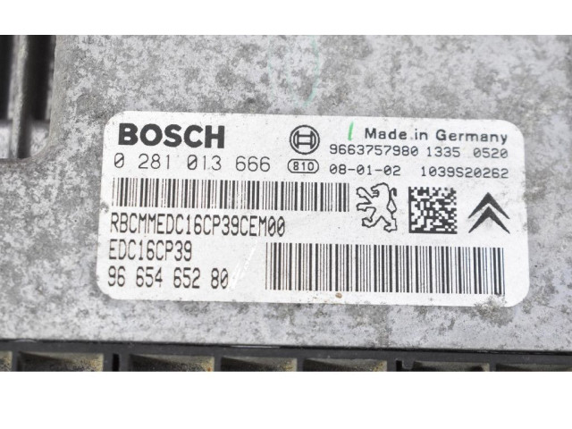 Блок управления двигателем ECU