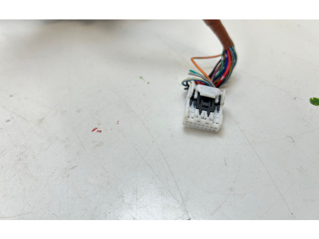 Зеркало электрическое Mitsubishi Outlander 2013 - 2021 года