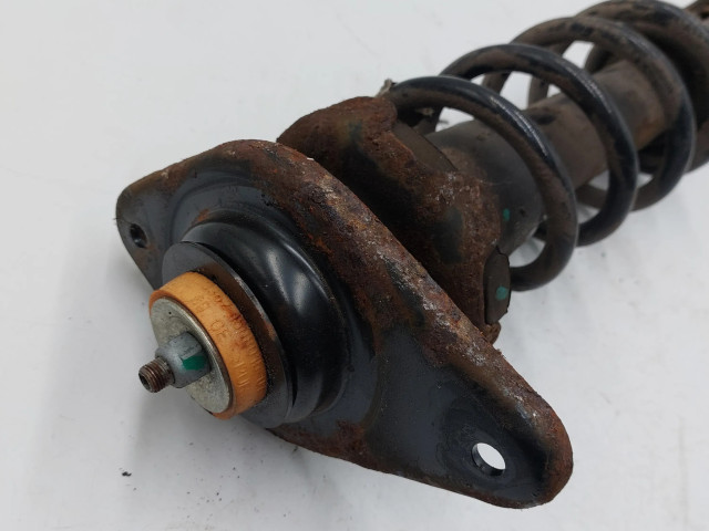 Задний амортизатор с пружиной      