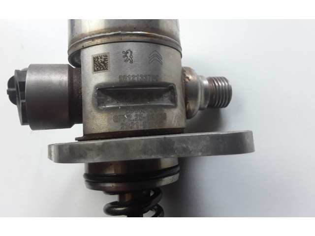 Топливный насос