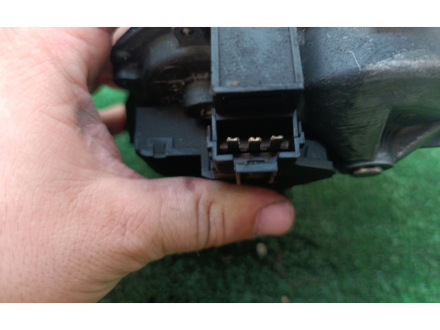 Моторчик заднего дворника 53842477, 53842477 Opel Combo C