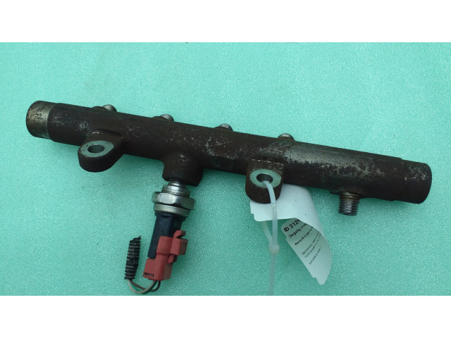 Топливная рампа 5WS40154, 8200815617   Renault Laguna III 1.5  для двигателя K9K 780