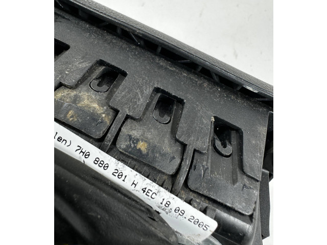 Подушка безопасности водителя 7H0880201H   Volkswagen Transporter - Caravelle T5