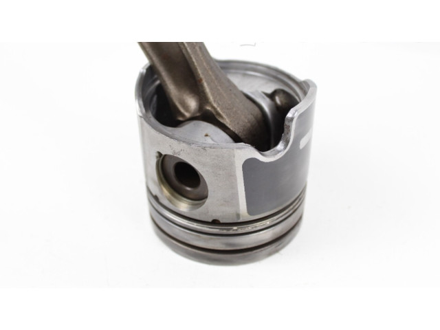 Поршень с шатуном RHY Citroen Xsara