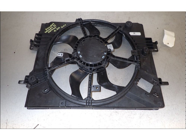 Вентилятор радиатора     214813070R    Dacia Sandero III 