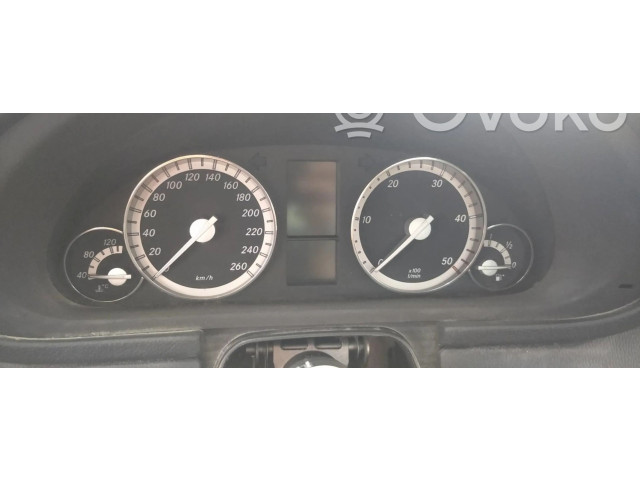 Přístrojová deska Mercedes-Benz C W203