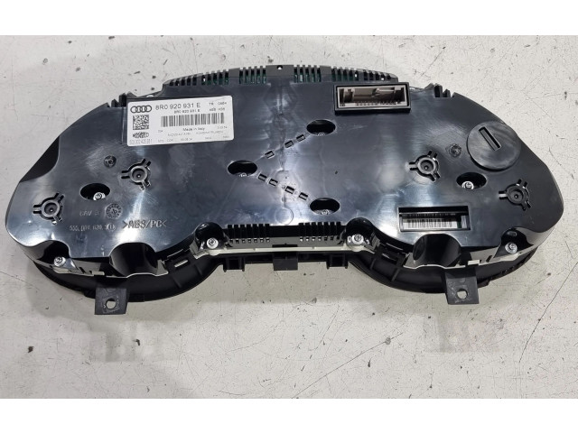 Панель приборов 8R0920931E   Audi Q5 SQ5       