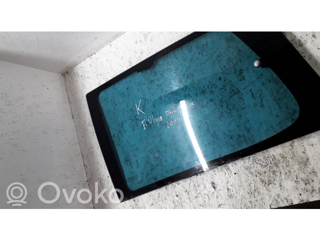 Заднее боковое стекло кузова