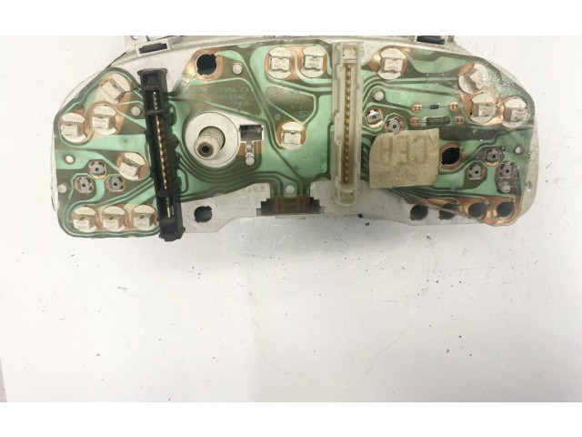 Přístrojová deska Ford Mondeo MK I 1994 93bb10c956ca, 93bb-10b885-ba