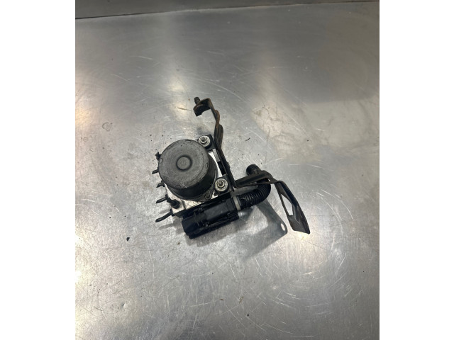 Блок АБС 0265800490 Subaru Forester SG 2006 - 2008 года