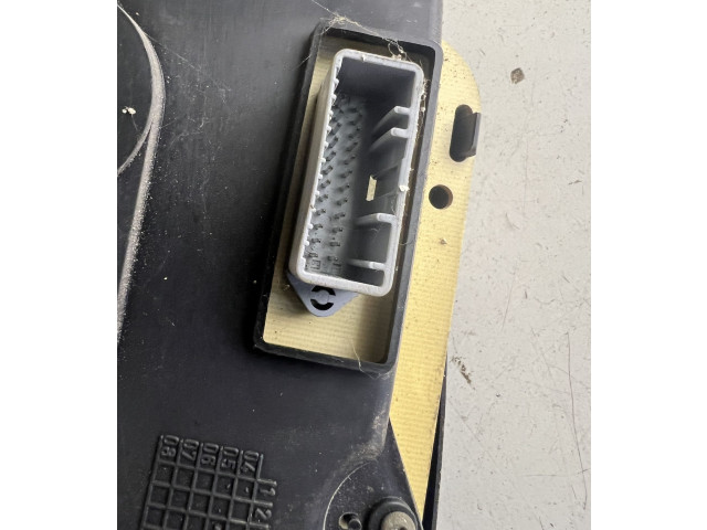 Панель приборов 216774992, 8200377730   Dacia Logan I       