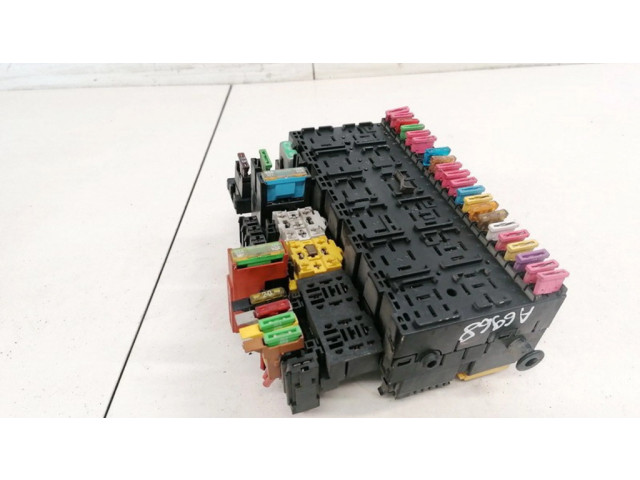 Блок предохранителей 7M0937025D, 95VW14A073DC Ford Galaxy