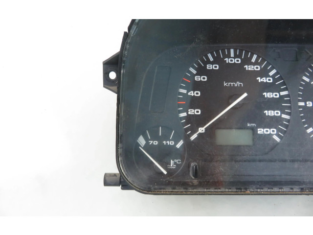 Přístrojová deska Volkswagen Caddy 1999