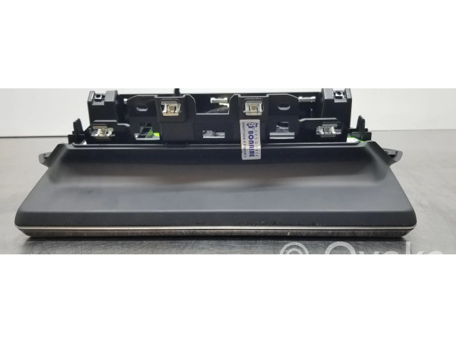 Дисплей    9841452080   Peugeot 2008 II