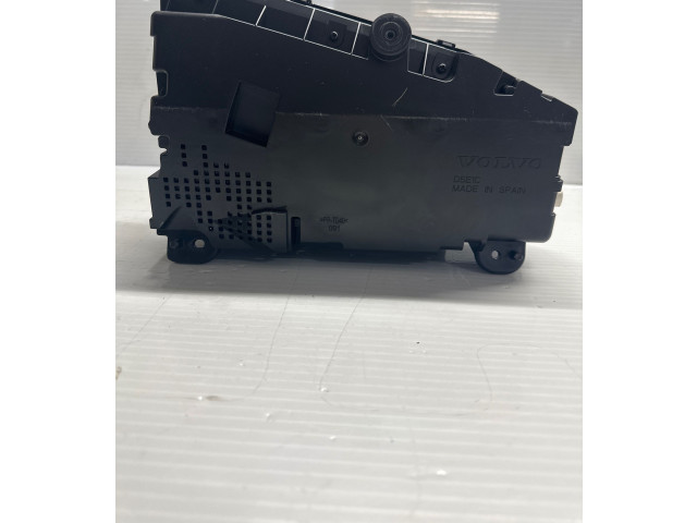 Дисплей 31453807 Volvo XC90