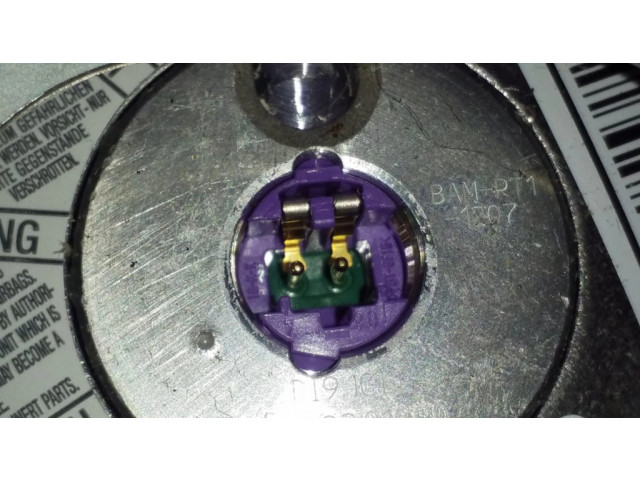 Подушка безопасности водителя 2K0880201B Volkswagen Caddy