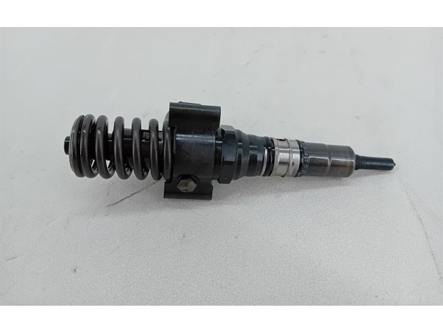 Форсунка 03G130073G Audi A3 S3 8P BKD