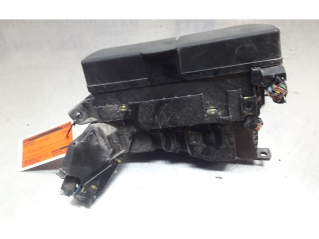 Pojistková skříňka 5883ROA1, 5883ROA1 Toyota Auris 150 2012